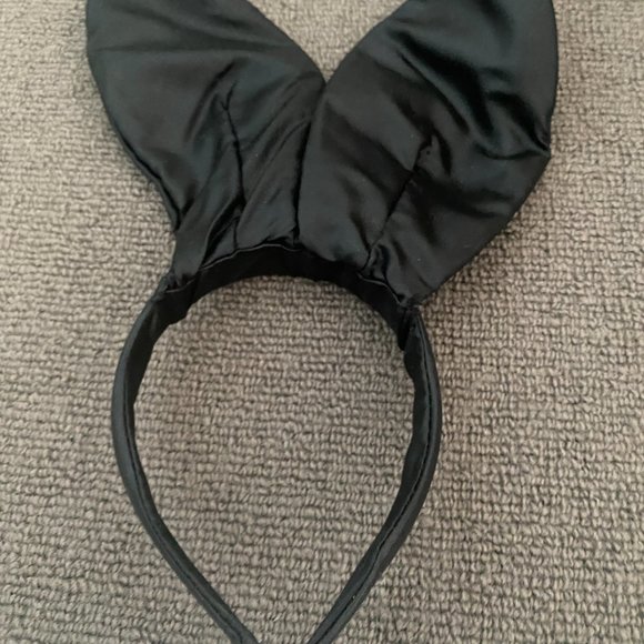 NEW IN BAG 50TH ANNIVERSARY PLAYBOY BUNNY KIT - COLLECTABLE - Picture 7 of 7